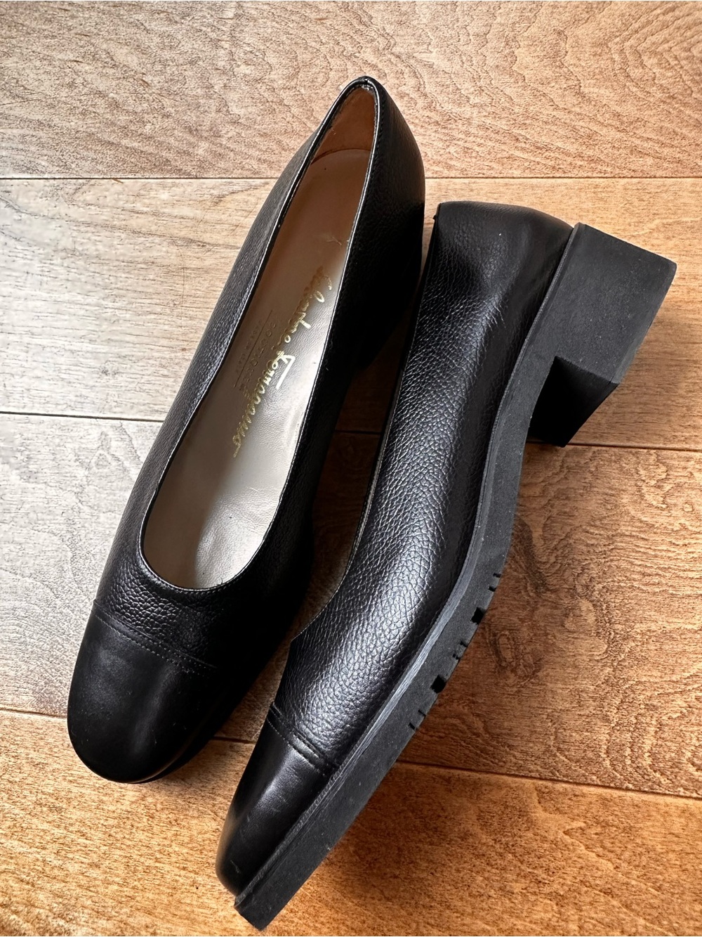 Salvatore Ferragamo Black Leather Round-Toe Low Block Heel Flats